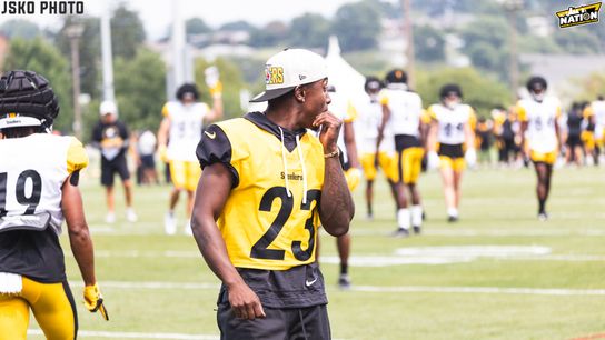 Steelers' Damontae Kazee Not Threatened Following Secondary Overhaul. Photo by Jordan Schofield / SteelerNation (X: @JSKO_PHOTO)